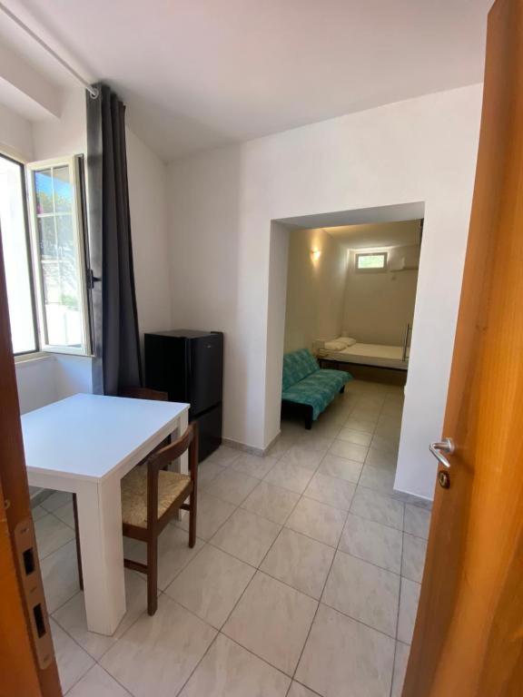 Tosk House Apartment Пешичи Екстериор снимка
