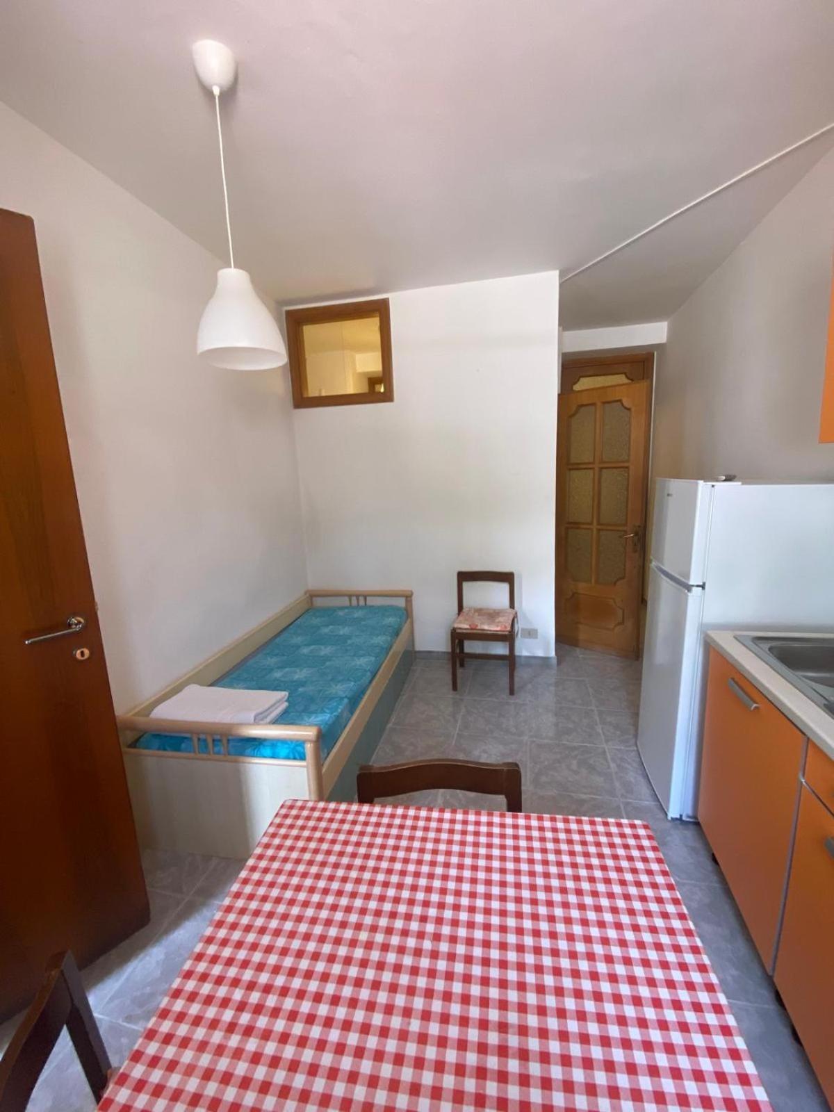 Tosk House Apartment Пешичи Екстериор снимка